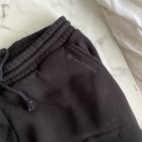 Plain Black Sweatpants with Drawstring Waist - Picture 3 of 5